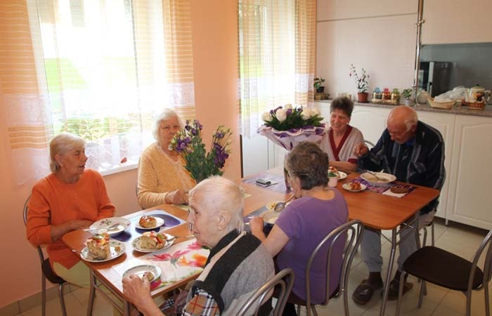 Пансионат для пожилых людей Высокая Горка в Юкках Санкт-Петербург