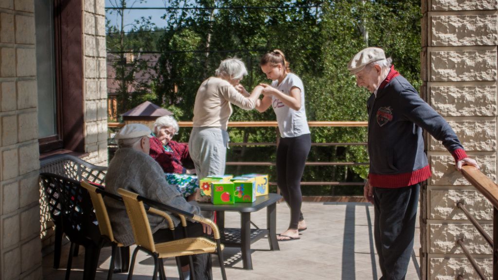 Пансионат для пожилых Новый Век в Токсово Санкт-Петербург