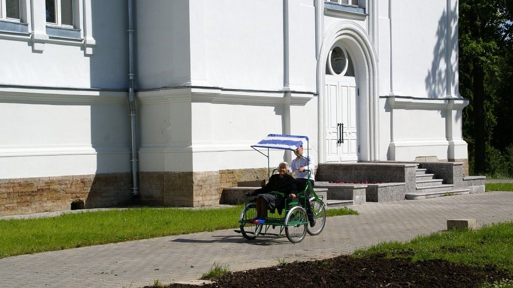 Софийская усадьба пансионат для пожилых. Подворье Мыза Софийского собора. Пансионат для пожилых Невская Дубровка.