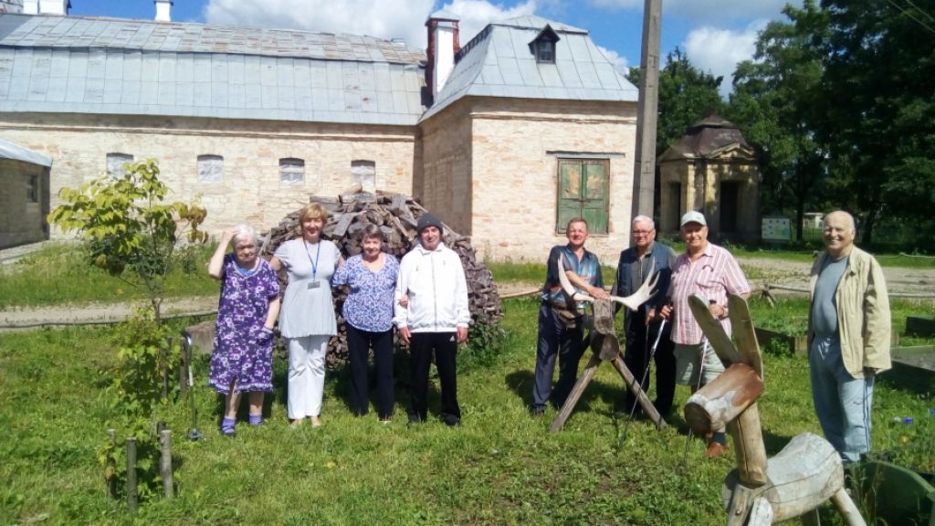 Пансионат для пожилых Родные люди в Гатчине Санкт-Петербург